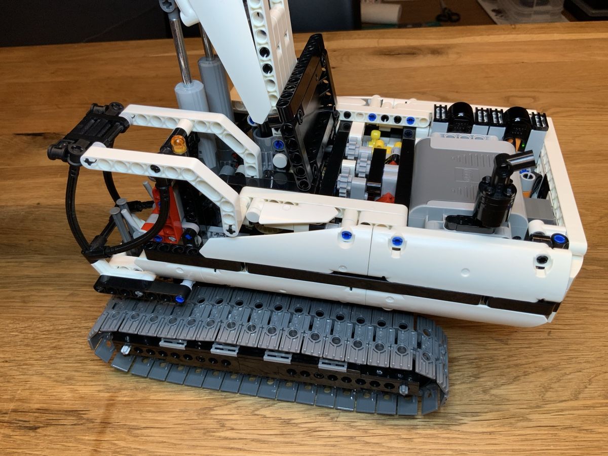 Lego Jeux de construction: LEGO Technic 8043 White Edition RC Motorized Excavator – Neuf (Voir description) à Tagelswangen par rotsi 6