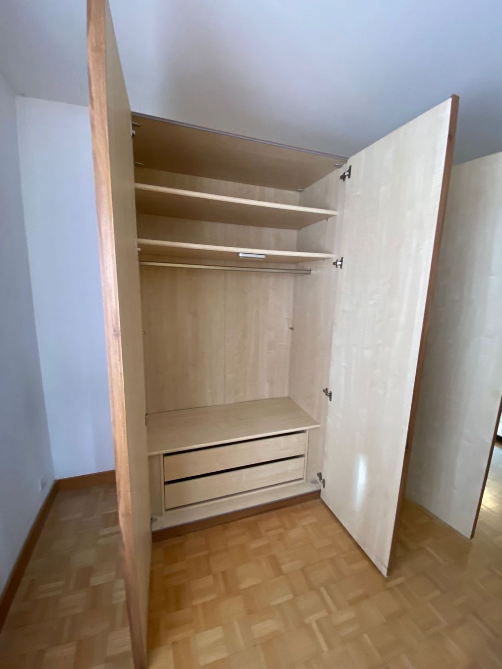 Pfister Schränke: Armoire 3 portes avec miroirs – Gebraucht aus Wabern von Philen292 3