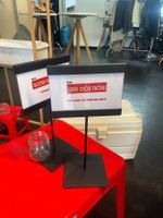 Schwarzer Info-Ständer / Werbeständer, neuwertig, Top