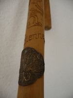 Gehstock aus Holz  - Canne souvenir en bois