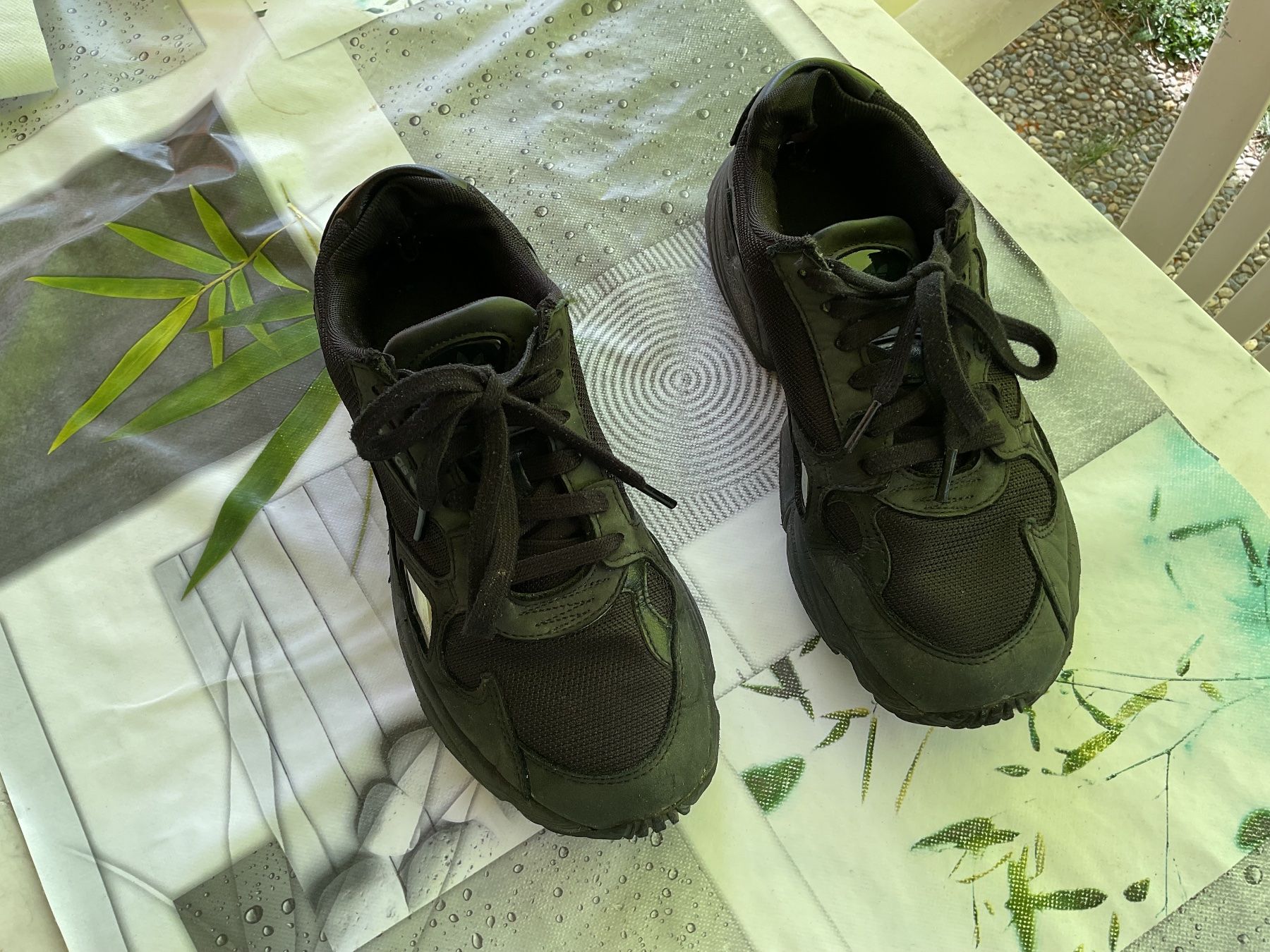 Adidas Scarpe da uomo: Adidas Falcon gr. 39 1/3 – Usato da Icogne venduto da cen_h97r