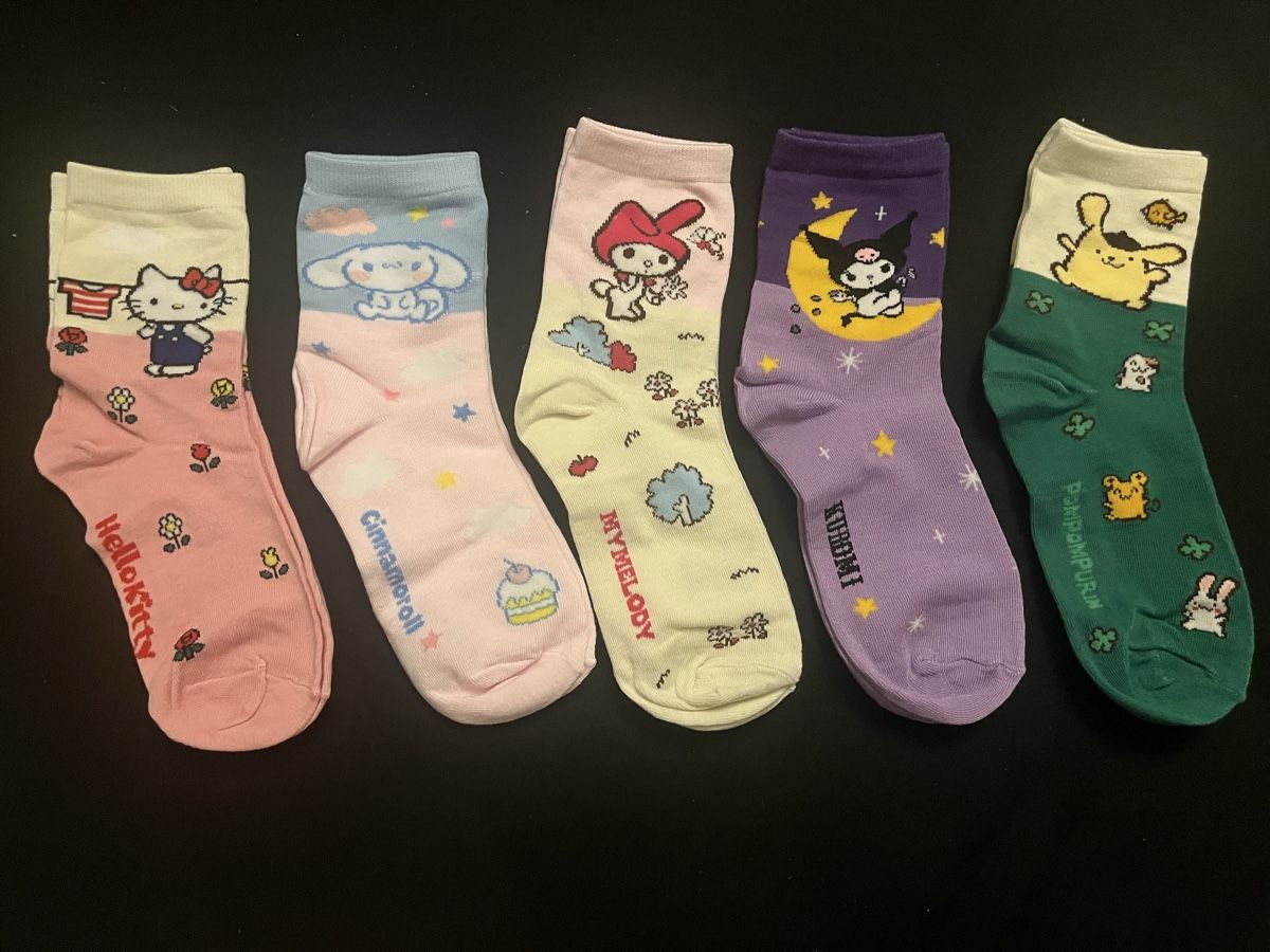 Socken: Socken 5er Set Sanrio bunt – Neu und originalverpackt aus Olten von sae_82z2