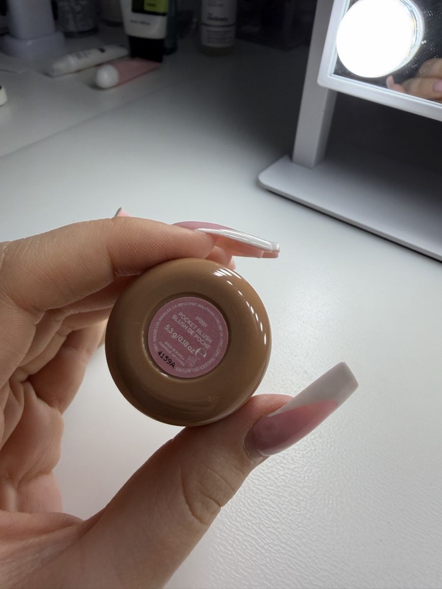 Rhode Make-up: Rhode Pocket Blush - Bronzed Peach - Perfect for Summer! – Usato da Merenschwand venduto da selenaaneles 1