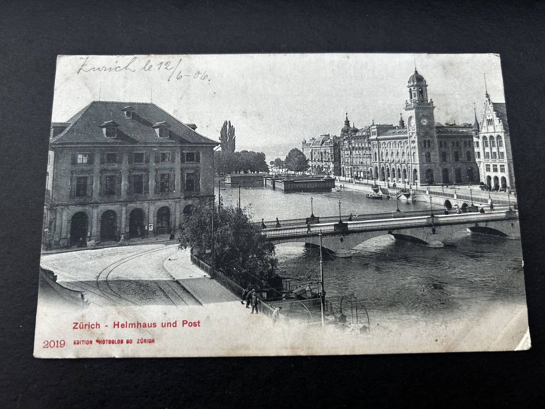 Cartoline postali: Zürich - Helmhaus und Post 1906 – Usato da Hefenhofen venduto da Bierinder