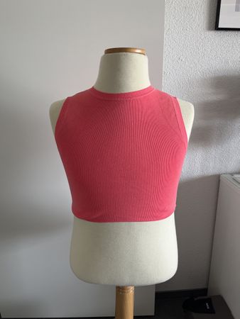 Pinkes Bauchfrei Top - perfekt für Sommer!