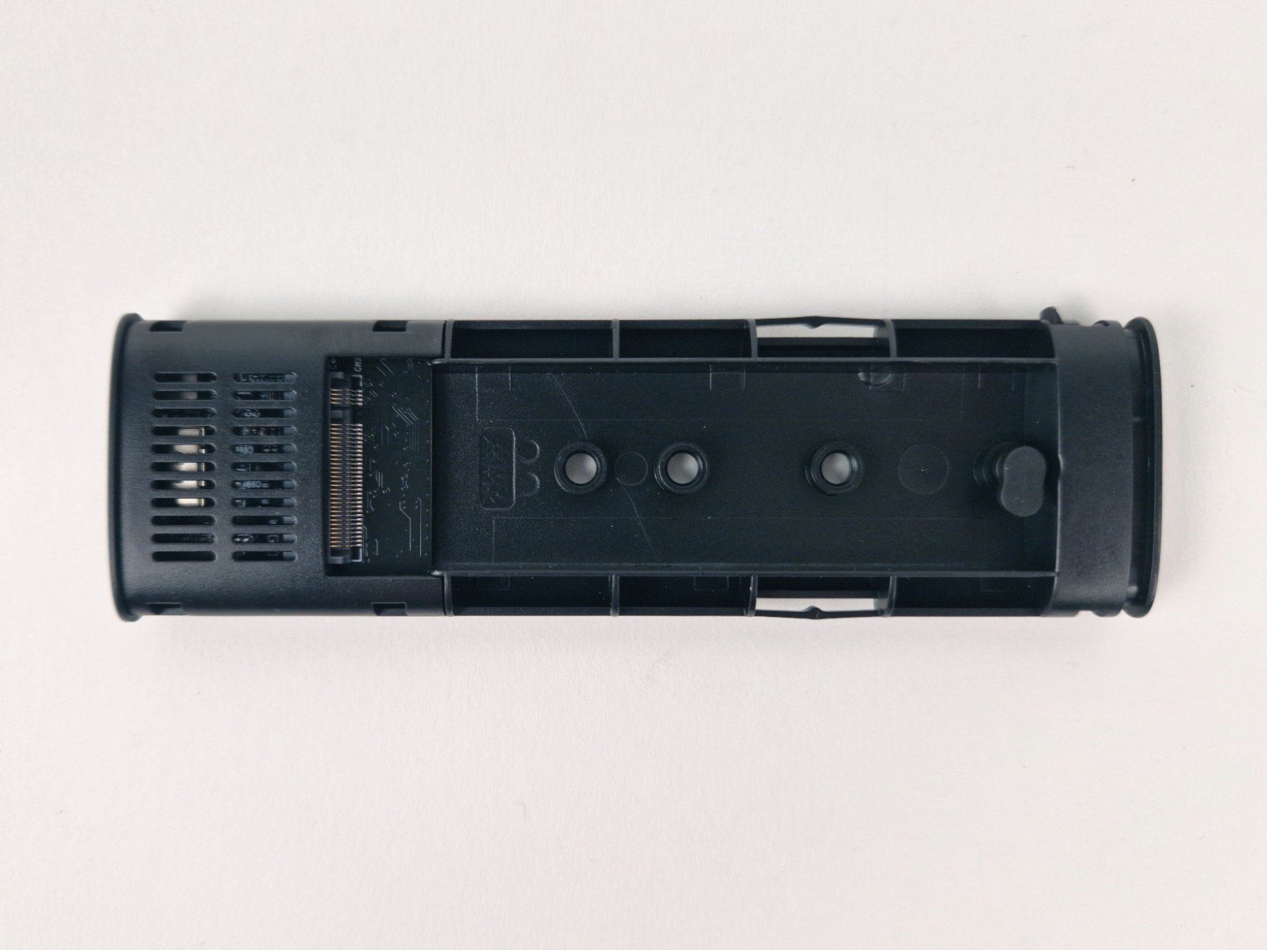 Ugreen Dischi rigidi: UGREEN M.2 NVMe SSD-Gehäuse – Nuovo (secondo la descrizione) da Basel venduto da Restwert_Basel 8