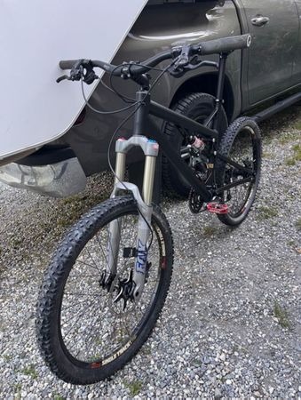Downhill Bike 5.5 Fox SLX Shimano made in Berlin