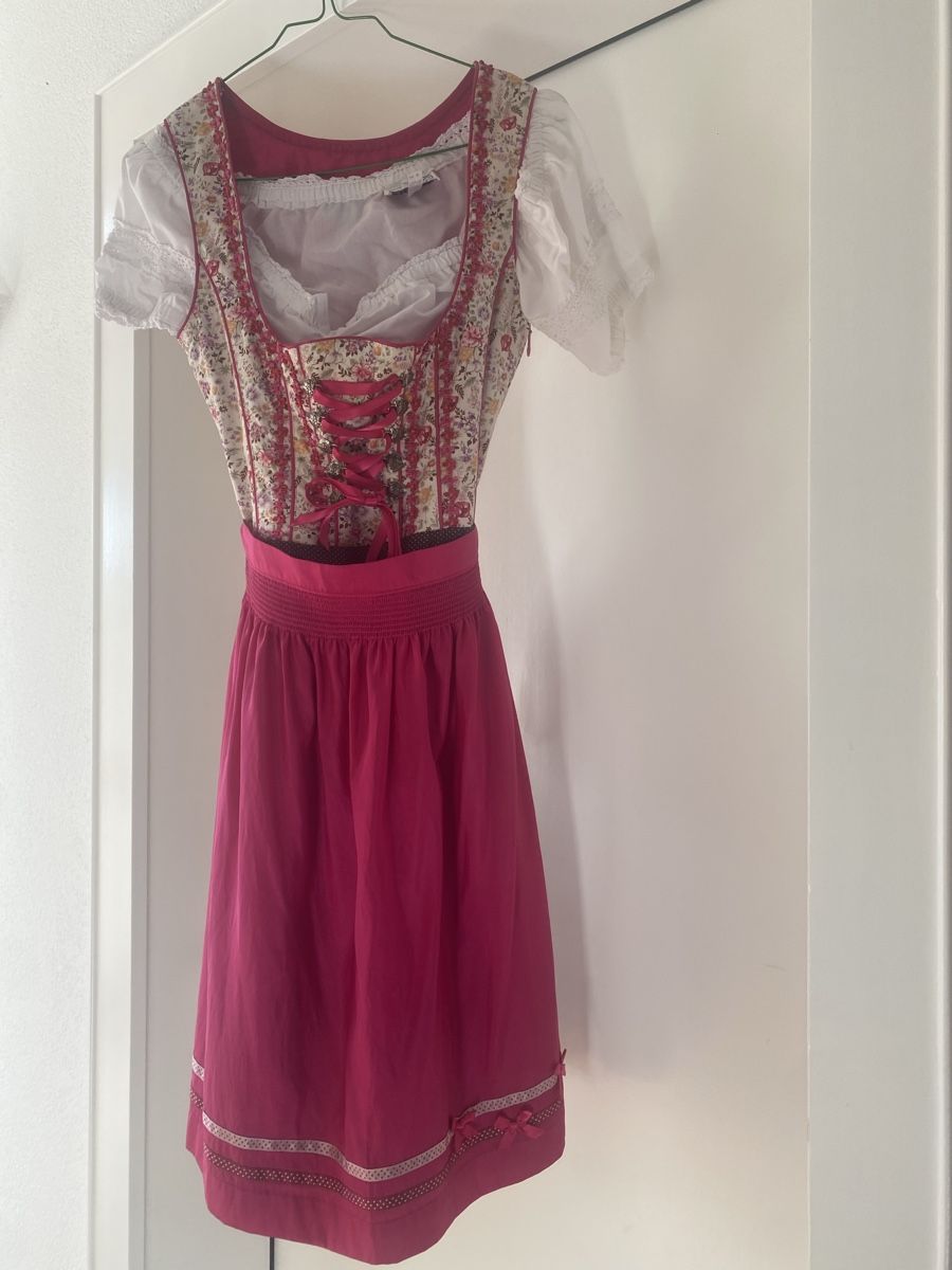 Kleider: Rosa Dirndl MarJo – Gebraucht aus Beckenried von tyff123