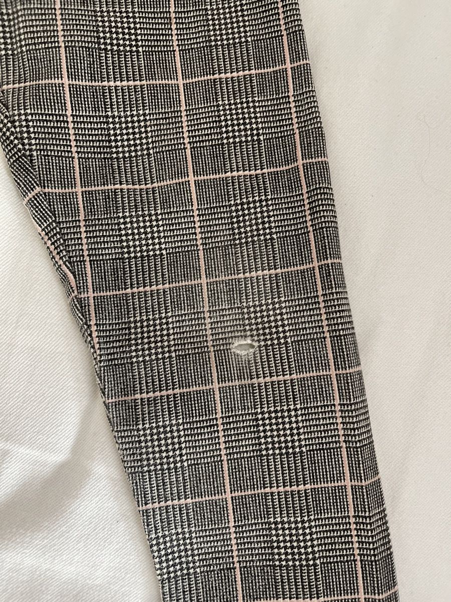 Pantaloni: Pantalon fille taille 122 – Usato da MARLY venduto da AISLEE 1