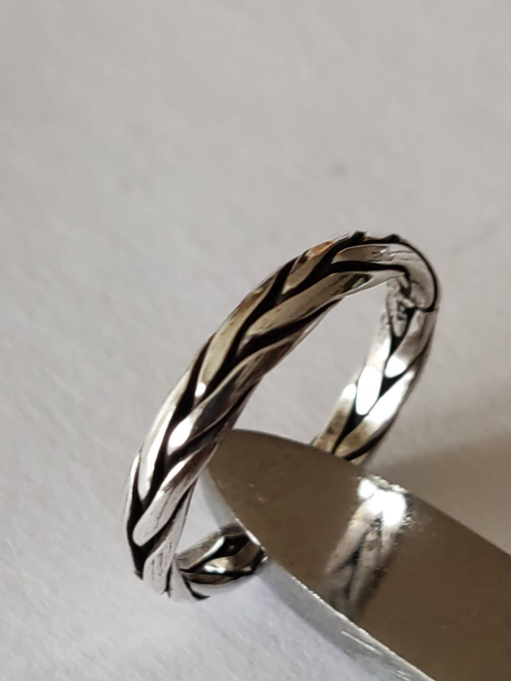 Anelli: Ring Silber mit Muster Grösse 60 – Nuovo (secondo la descrizione) da Laufen venduto da Sunjupite7