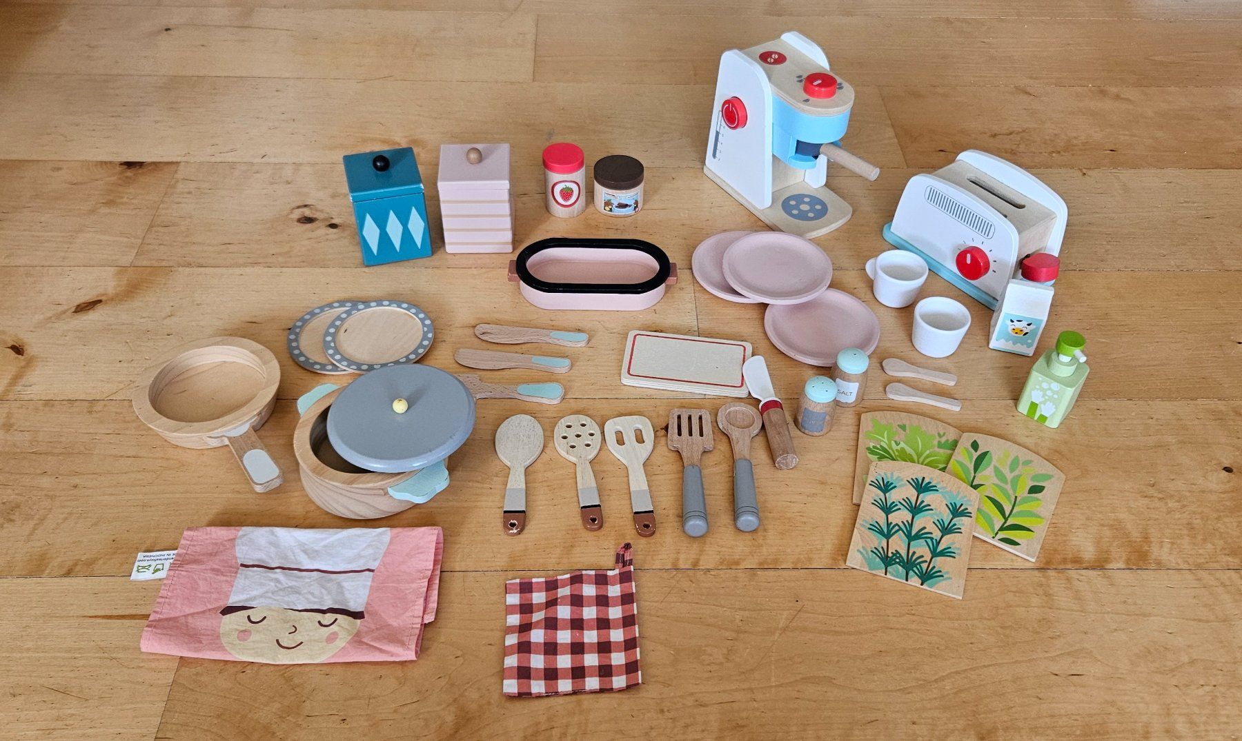 Spielzeuge: Kinderküche / Spielküche – Gebraucht aus Mettmenstetten von volanet 2