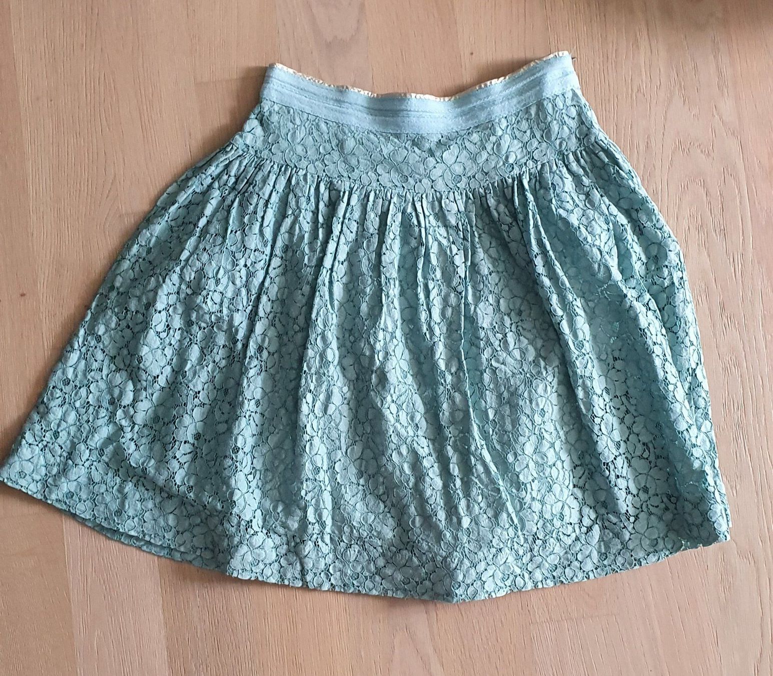 Sandro Gonne: SANDRO skirt 38 – Usato da Buchs AG venduto da sxf96 2