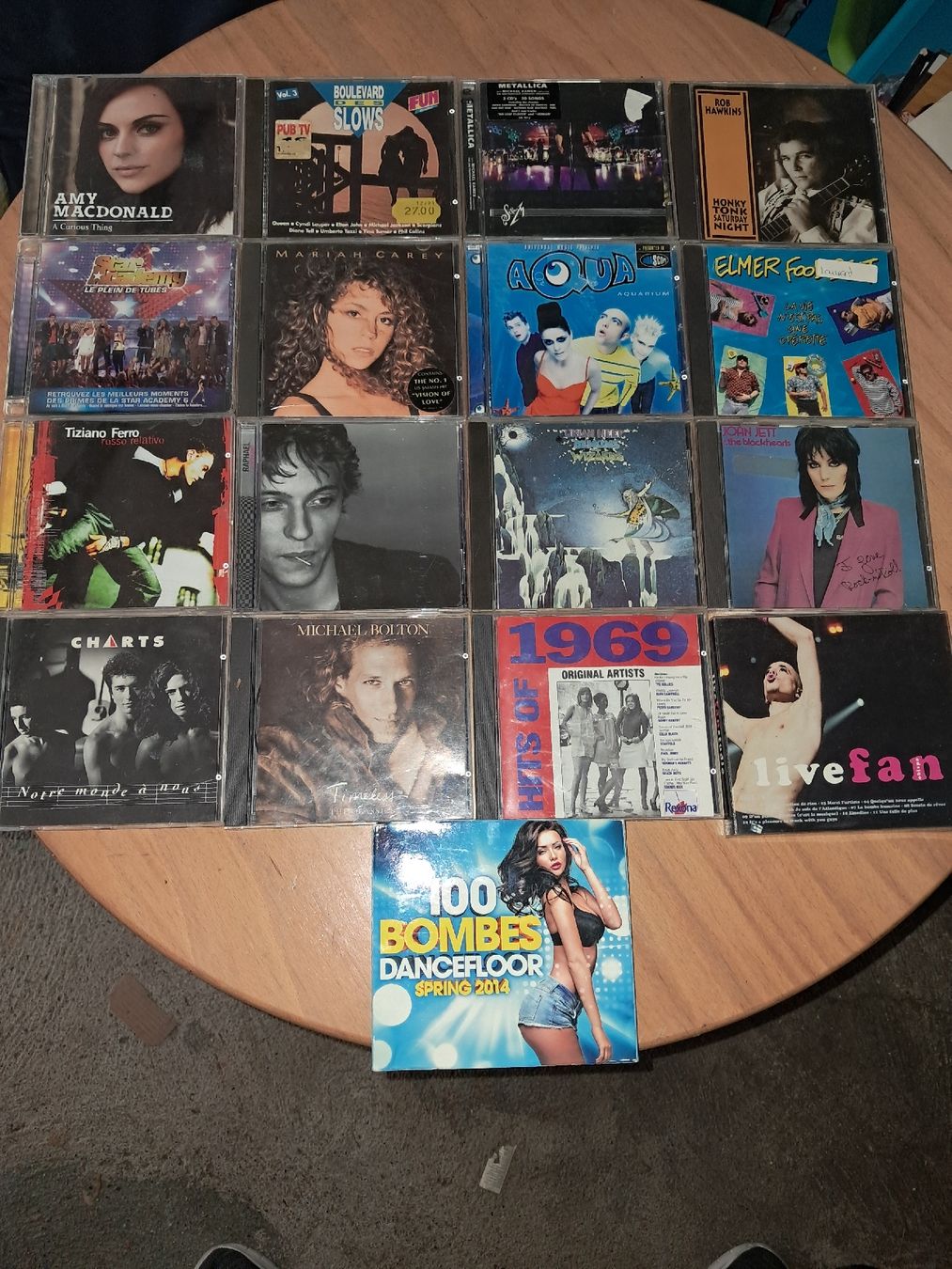 CDs: Lot de 17 cd  – Gebraucht aus Le locle von juliensaran