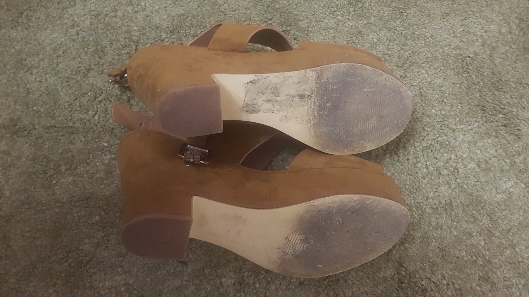 Chaussures femmes: Sandalen Gr.40 – D'occasion à Schöfflisdorf par CrRG21 3