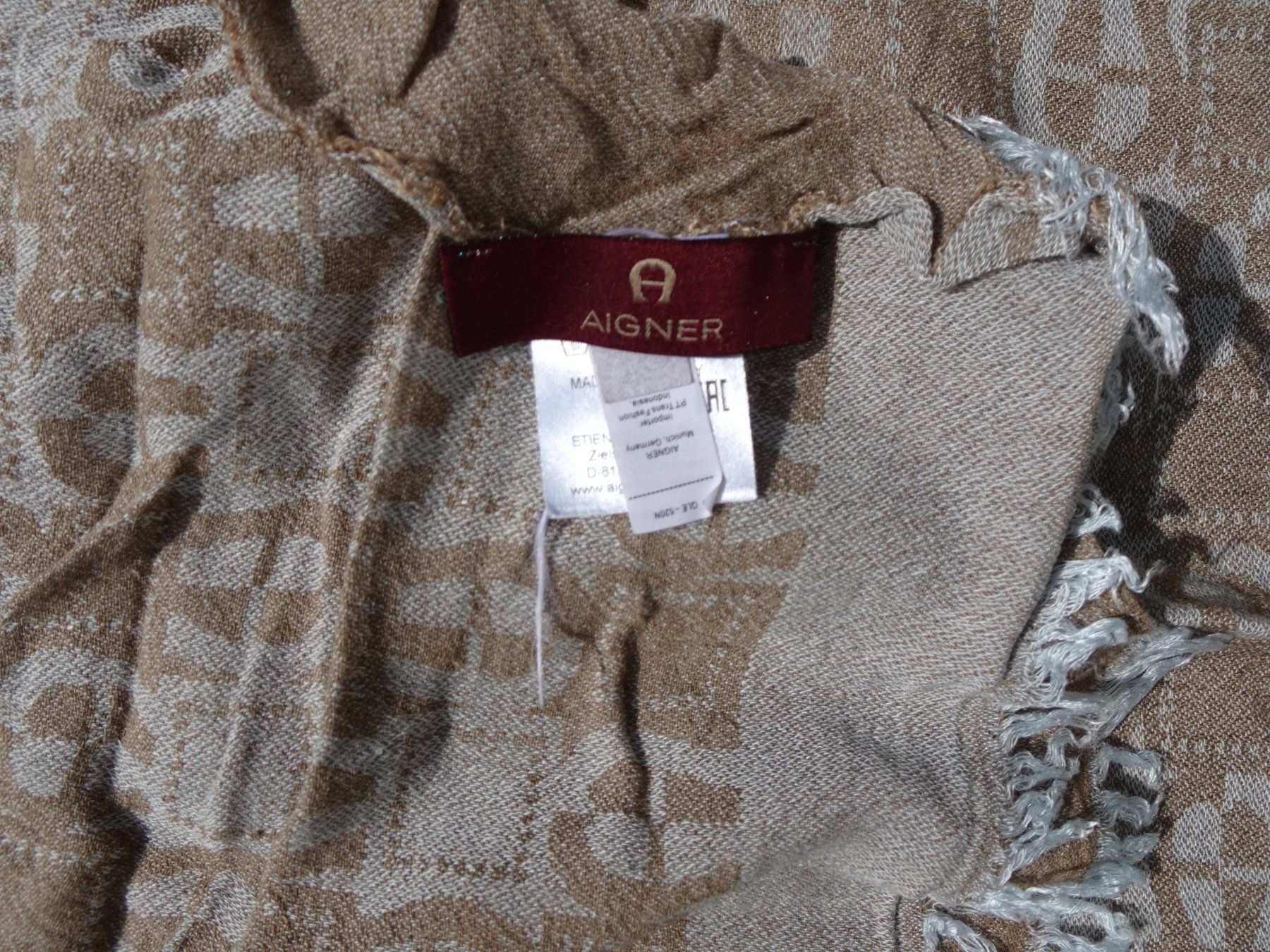 Aigner Foulard & Sciarpe: Aigner Schal beige creme braun – Usato da Winterthur venduto da blumeblau77 2