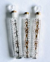 3 antike Parfumflacons mit Goldbemalung um 1900