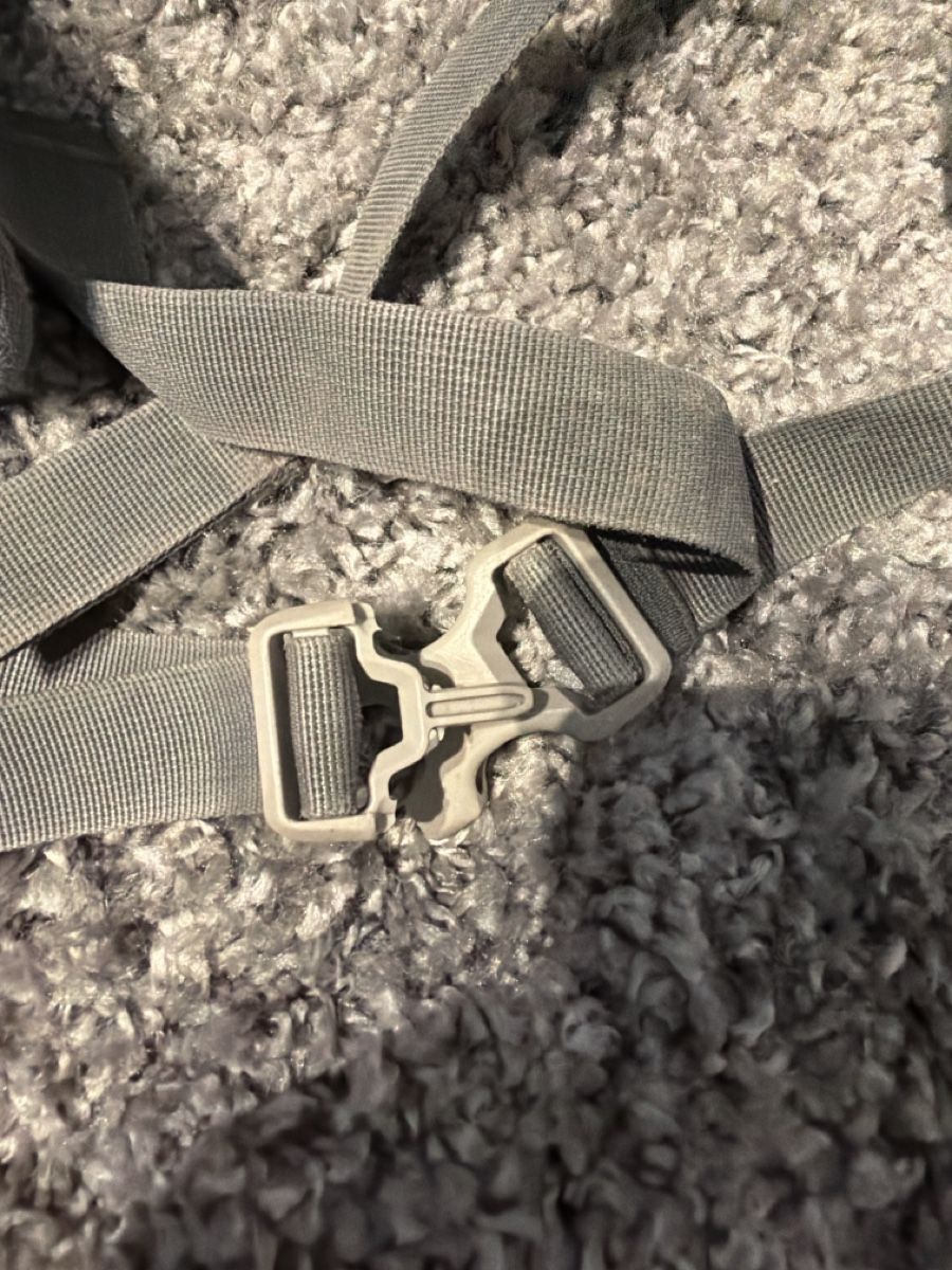 Satch Borse & Zaini: Satch Schul Rucksack Grün/Grau – Usato da Stallikon venduto da Boeschmar 3