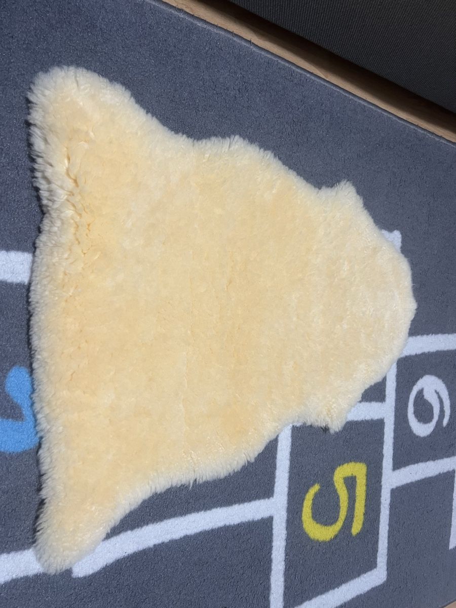 Tapis de sol: Echte Lammfell – Neuf (Voir description) à Bern par kre_kpm5