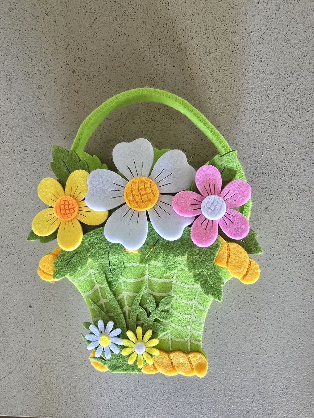 Taschen: Blumenkorb aus Filz – Gebraucht aus Zürich von Jackiieee88