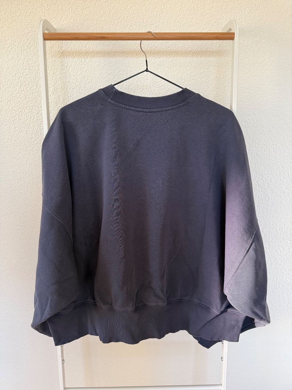 Adidas Pullover & Sweatshirts: Adidas Sweatshirt blau Gr. 40 – Gebraucht aus Kloten von ble_78dj 6