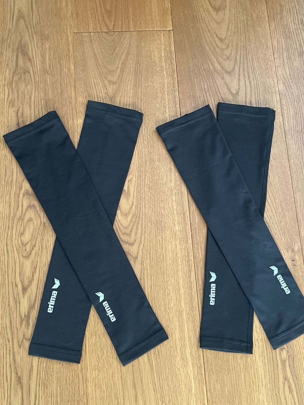 Erima Protections: 2 Paar Armsleeves Erima Junior – Neuf (Voir description) à Aesch BL par Goldfish13
