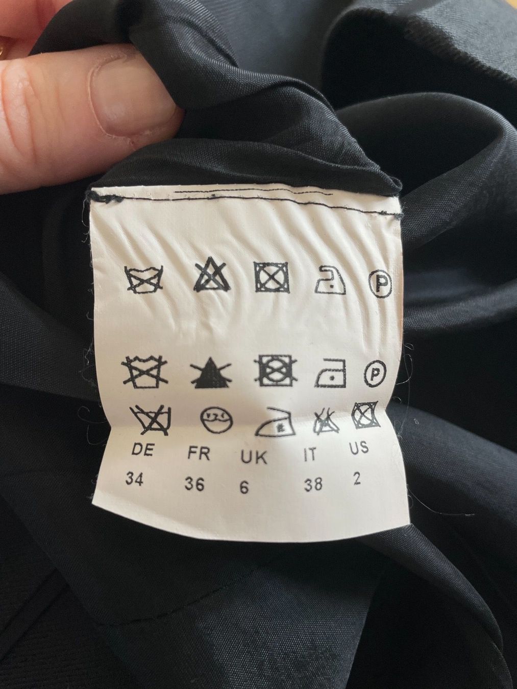 Hugo Boss Kleider: 100% original BOSS HUGO BOSS Kleid S/M – Gebraucht aus Zug von dmjtita 4