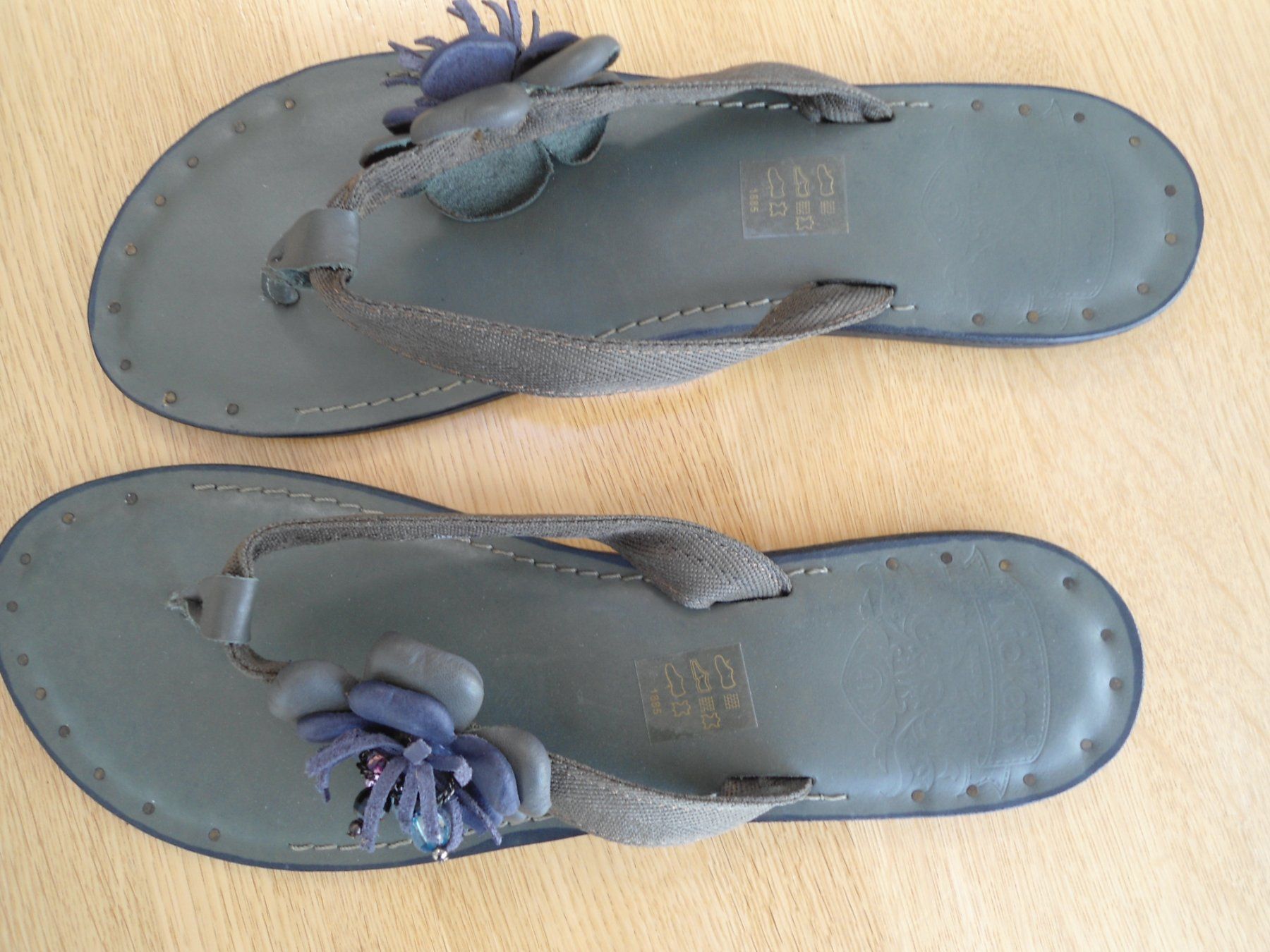 Kickers Scarpe da donna: Nu-pieds Kickers, t. 41 – Usato da Essert FR venduto da Boulous