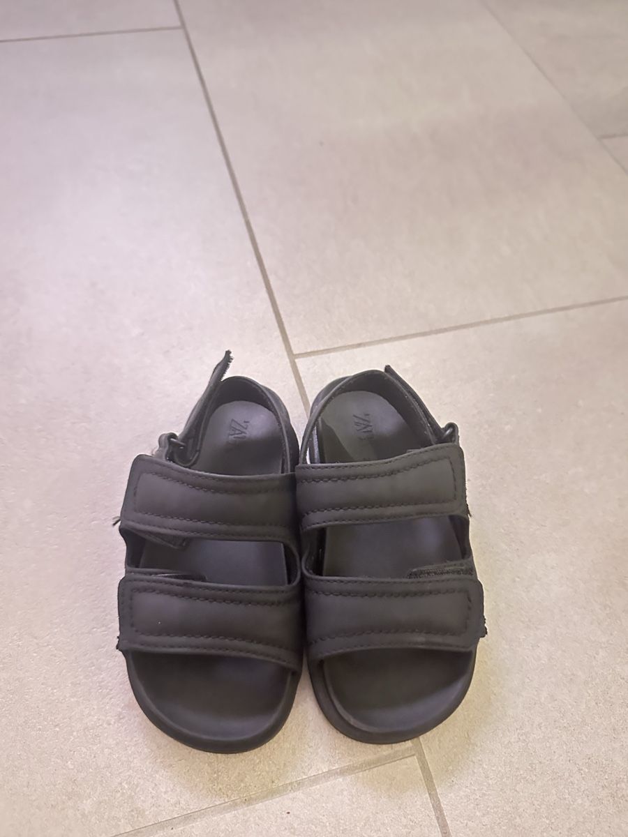 Zara Scarpe per ragazzi: Zara Kinder Sandale – Usato da Uzwil venduto da sul_svh6 1