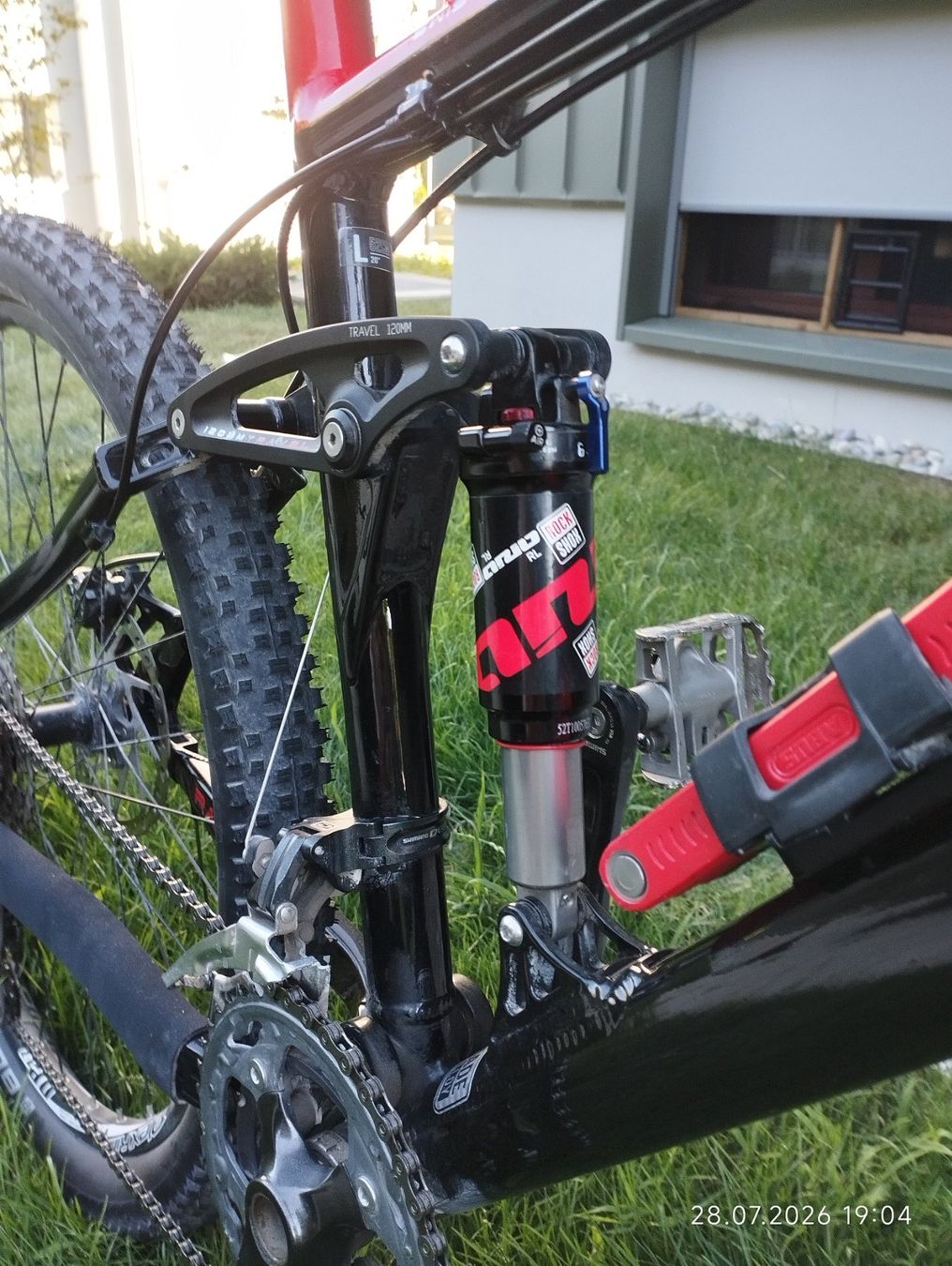 Canyon Vélos: Canyon Fully Mountainbike schwarz/rot – D'occasion à Hedingen par Maurice_Green 4