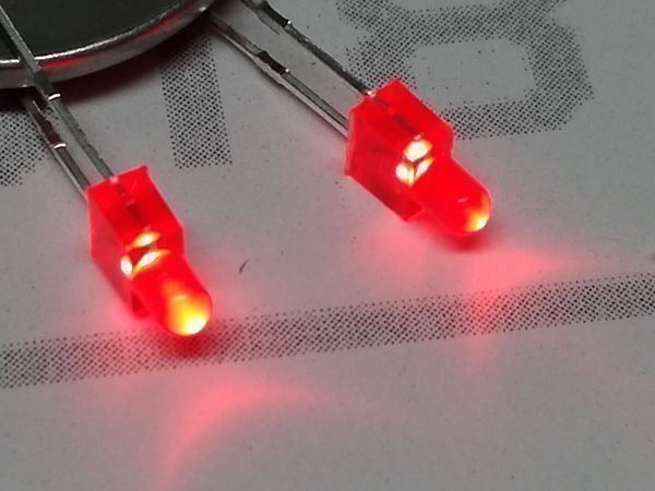 Componenti elettronici: Mini-LED 1.8mm rot 50Stk. – Nuovo (secondo la descrizione) da Luzern venduto da Salefactory