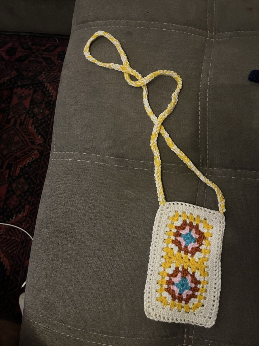 Borse: Crochet Phone Pouch Granny Square  – Nuovo e nell'imballaggio originale da Zürich venduto da aks_nyc5 6