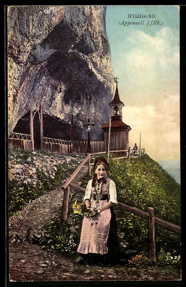 Cartes postales: Aescher, junge Dame vor dem Wildkirchli – D'occasion à Berlin par bartko-reher