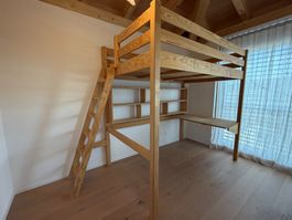 Holz Hochbett mit Leiter inkl. Tisch und Regal (120x200)