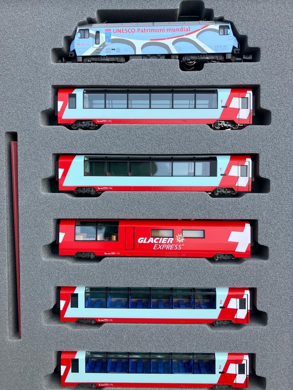 Kato Modelleisenbahnen: Modelleisenbahn – Neu und originalverpackt aus Hinterfultigen von mon_yxg5