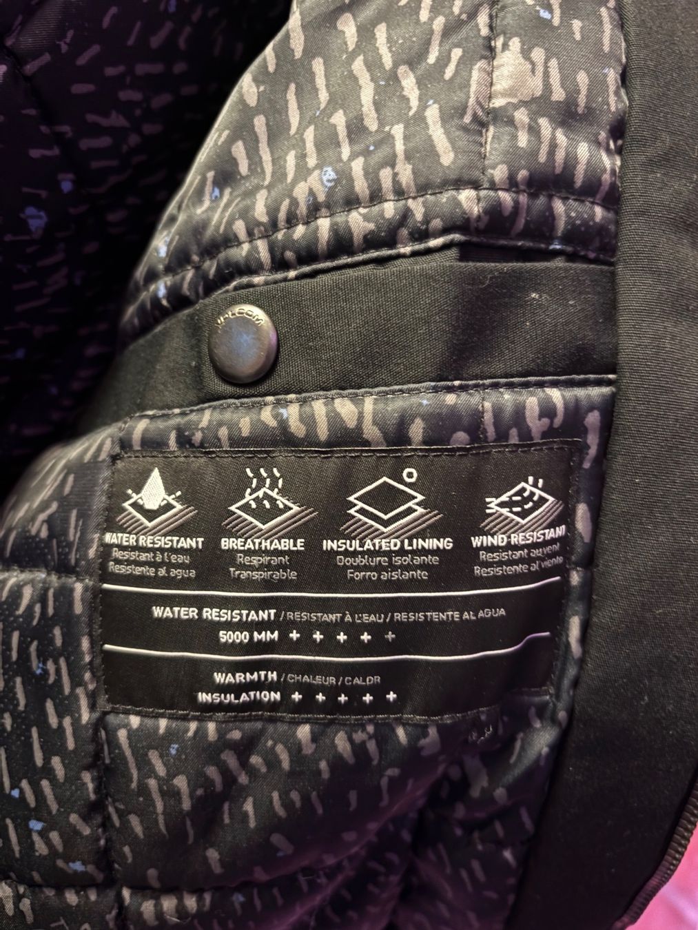 Volcom Jacken: Veste pour ado Volcom taille S noir – Gebraucht aus Meinier von borisaellen01 3