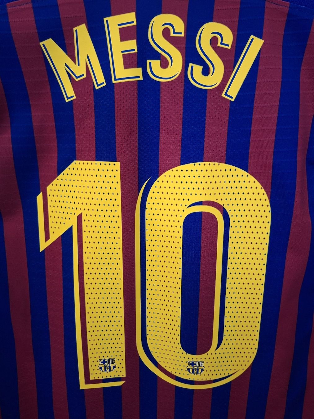 FC Barcelona Canottiere & Pantaloni: MESSI #10 Original Player Version Barcelona 2018 Home Trikot – Usato da St-Léonard venduto da SwissDealsJersey 2