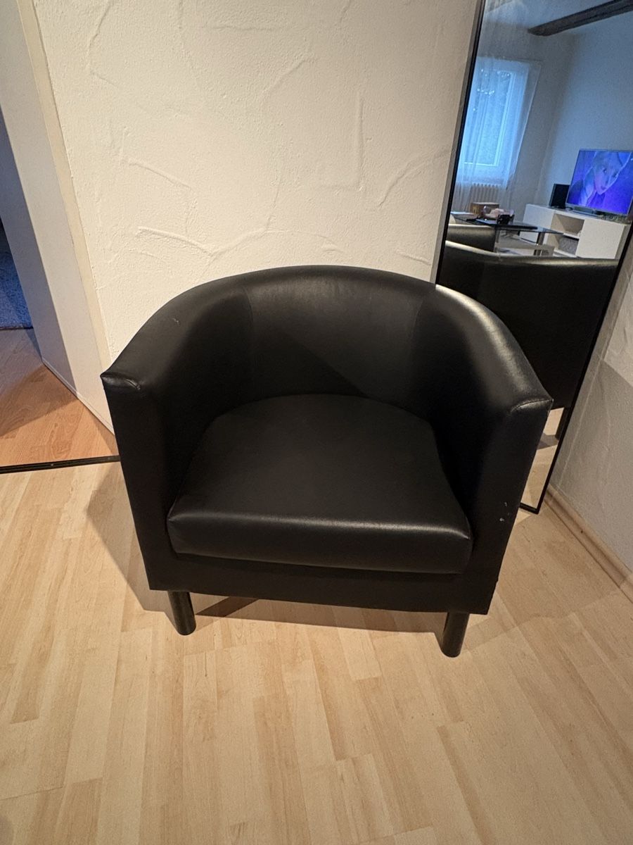 Ikea Sessel: Sessel schwarz gebraucht mit Gebrauchsspu – Gebraucht aus Ehrendingen von cel_5tps