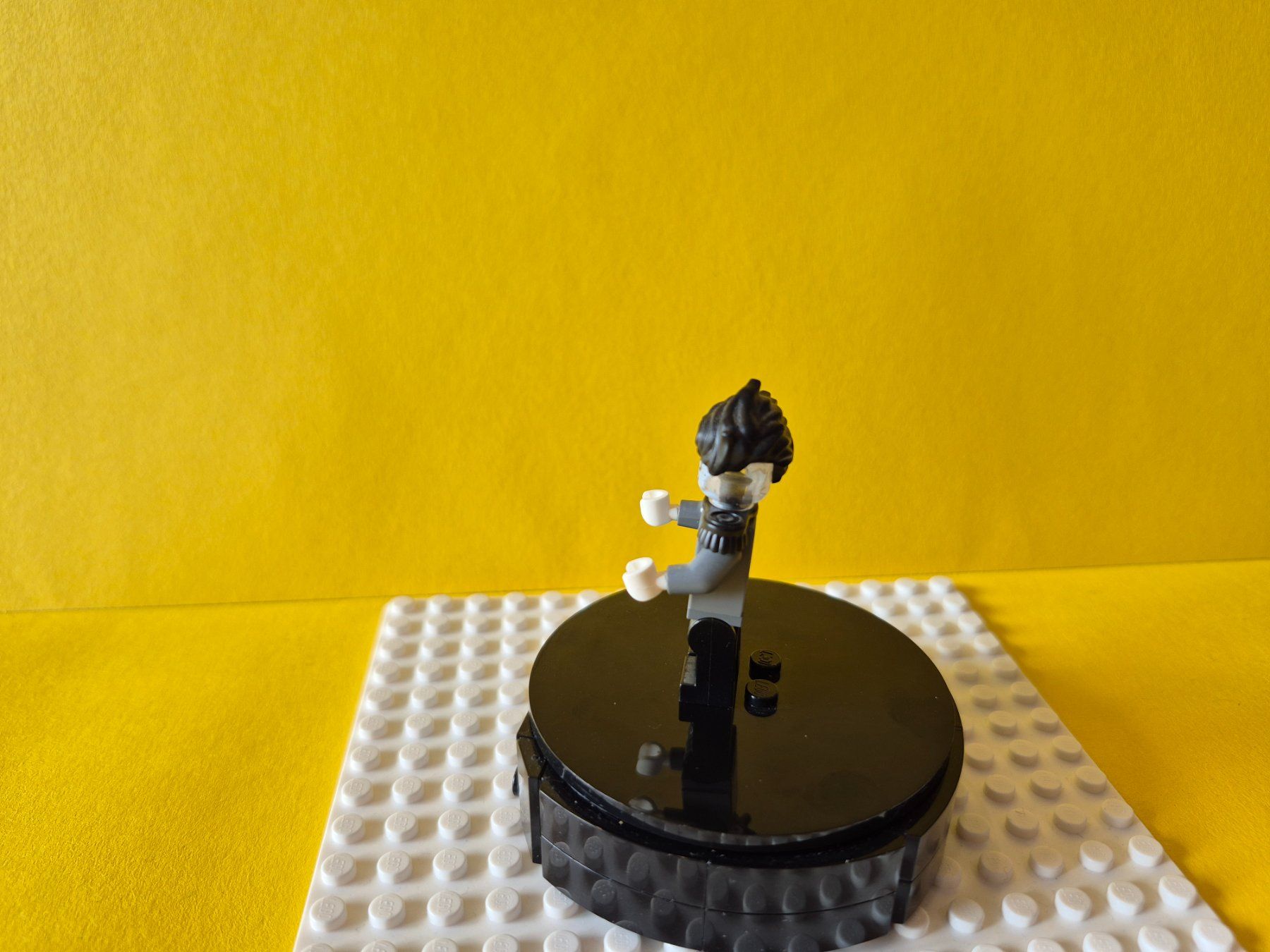 Lego Spielzeuge: Lego Kaptain Salazar aus Set 71042 – Gebraucht aus Uttigen von Orbrick 3