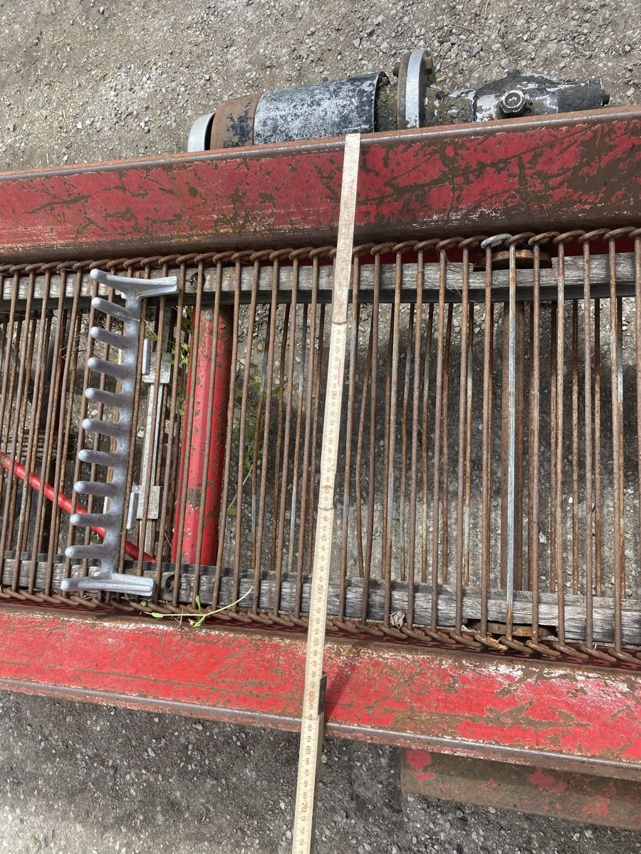 Macchine per carico, silaggio e trasporto: Förderband Allzweckband Blaser – Usato da Galmiz venduto da kolumbus10 3