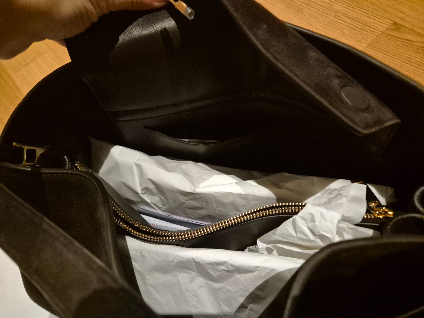 Salvatore Ferragamo Taschen für Damen: Ferragamo Hug bag – Gebraucht aus Glattpark(Opfikon) von gog_ynp9 2