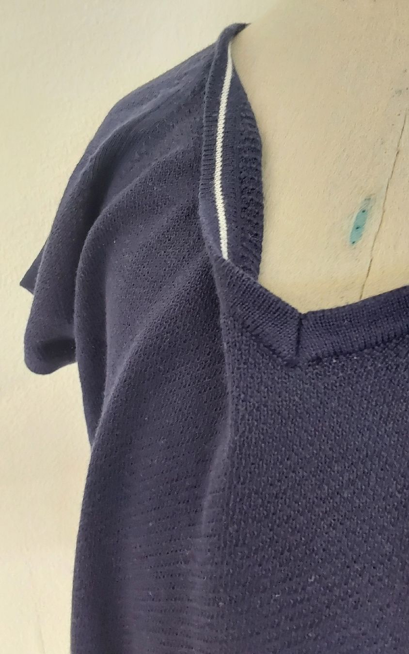 Maglioni & Felpe: Sommerpullover Les racines du ciel L blau – Nuovo (secondo la descrizione) da Köniz venduto da scopello12 1