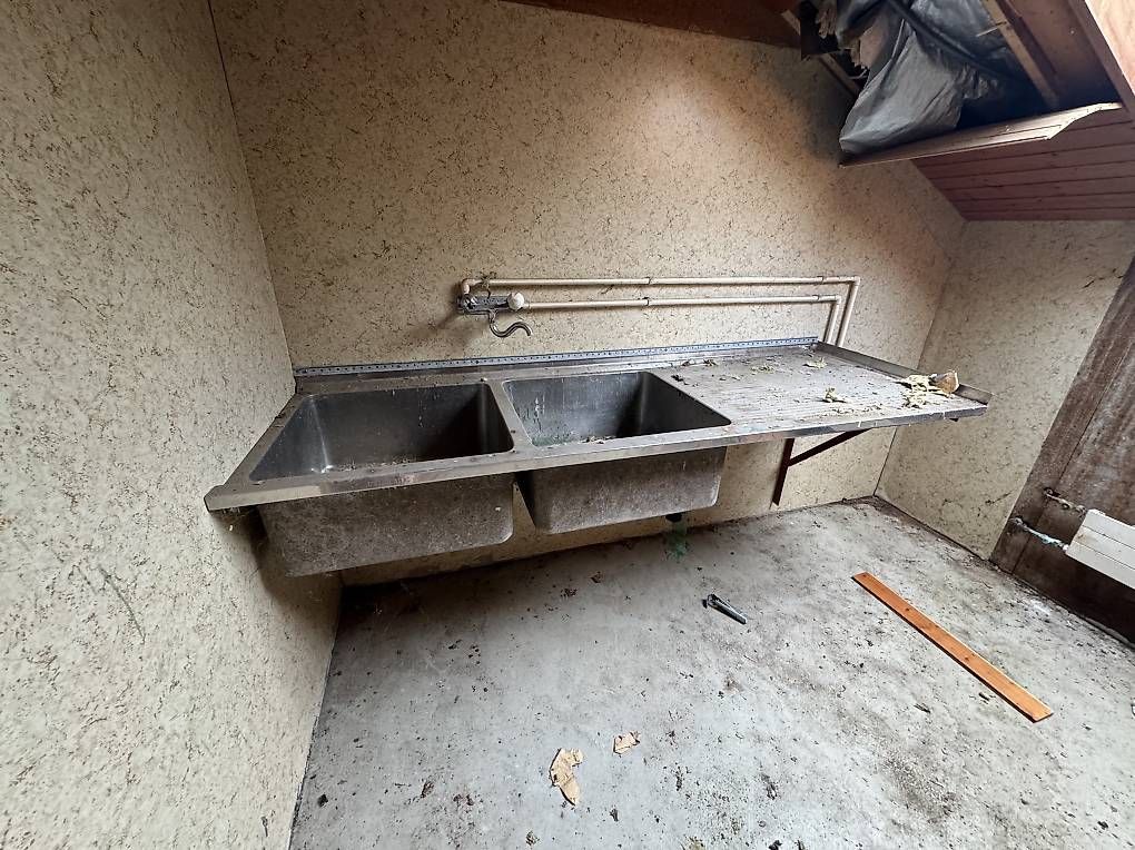 Spülbecken & Waschbecken: Grosse Chromstahl-Spüle – Gebraucht aus Münchwilen AG von me2work