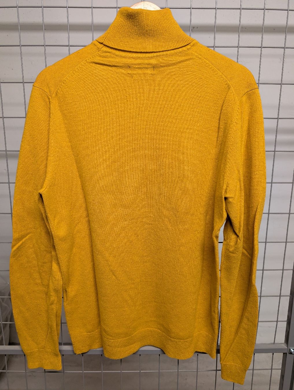 Maglioni & Felpe: McNeal Rollkragenpullover, Grösse M, Senfgelb – Usato da Zürich venduto da jfk_ch 3