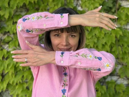 Rosa Leinenbluse 100% Leinen mit Stickerei