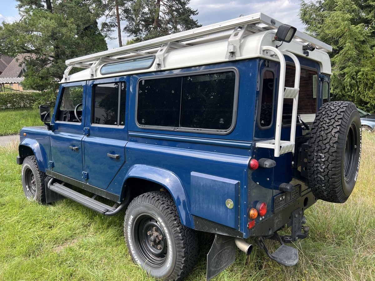 Land Rover Automobili: LAND ROVER Defender 110 SW 2.5 Td5 – Usato da Emmenbrücke venduto da swiss.connection 2