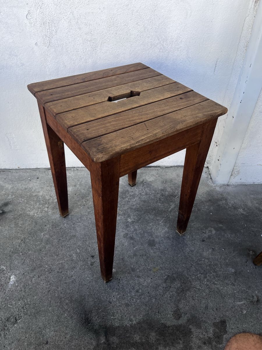Sgabelli: Vintage Holz Hocker  – Usato da Bern venduto da fotolog111 3