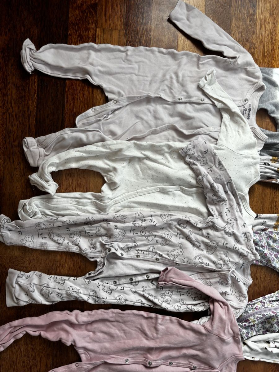 Pyjamas: 10 langarm Strampler Gr. 86/92 – D'occasion à Amriswil par Ka_Sc 7