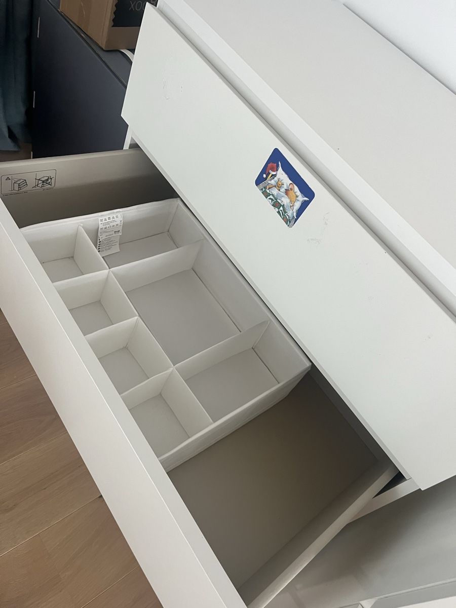 Cassettiere: Kommode weiss 4 Schubladen mit Einteilung guter Zustand – Usato da Küsnacht ZH venduto da mai_7gxr