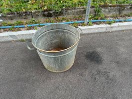 2 Blumentopf aus metal