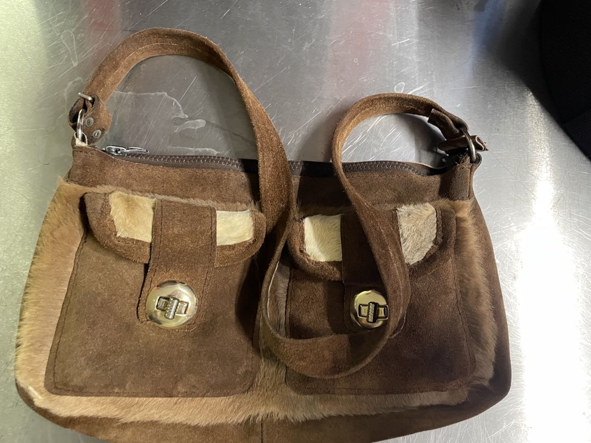 Sacs: Vintage leather bag – D'occasion à Neuchatel par shi_9fzw 1